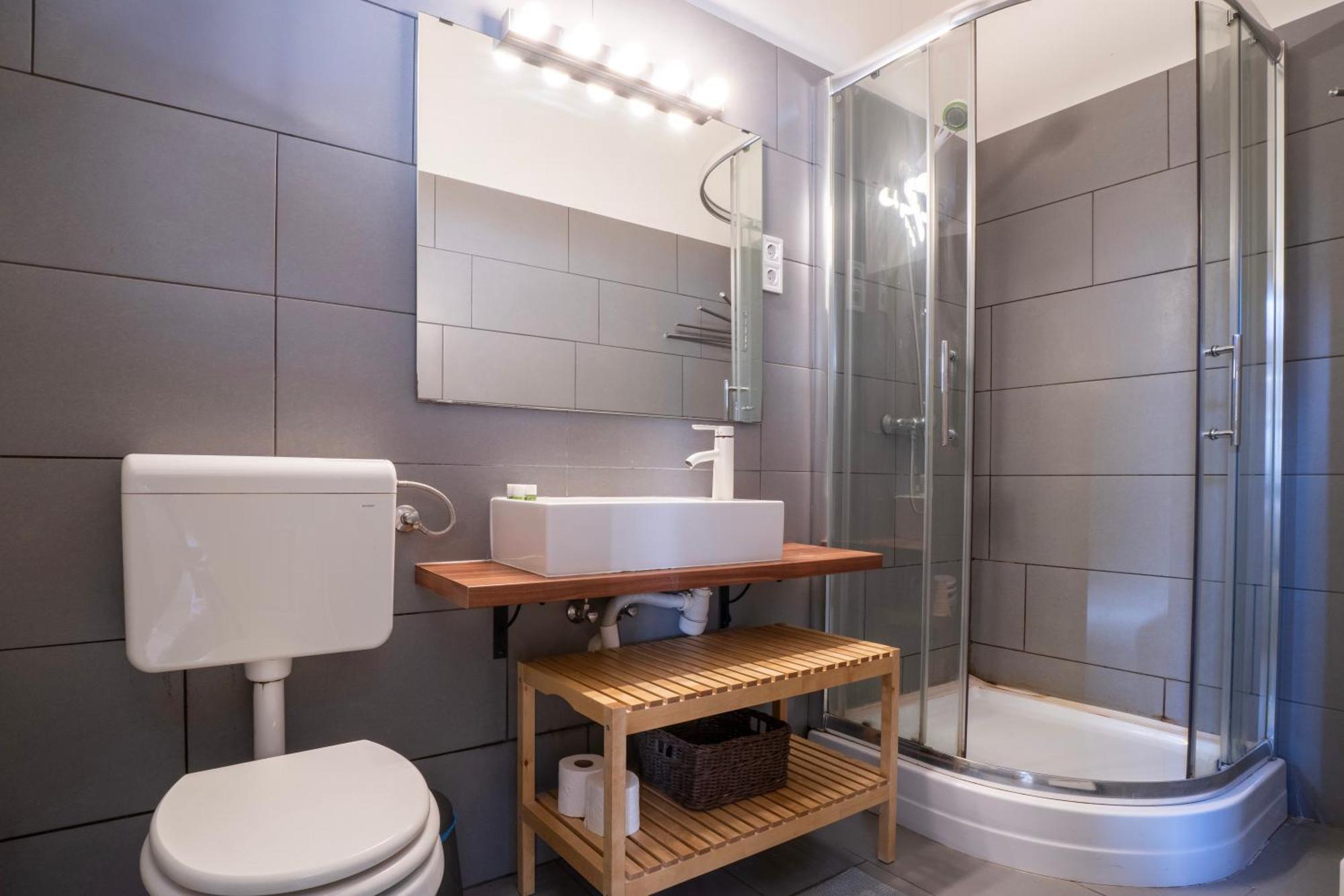 Klau10 Studio Apartment In Party District. Budapest Bagian luar foto